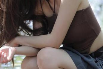 17c吃瓜网页上看娱乐八卦，发现自己已经磨掉了一层皮。
