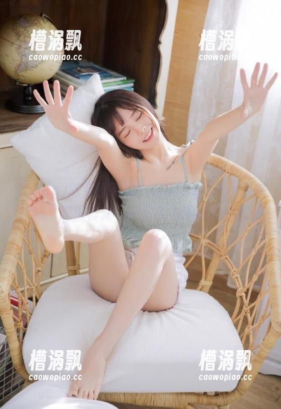 吃瓜圈直播！在51cgfun视频中目睹“吃瓜群众”如何实力演绎应付尴尬