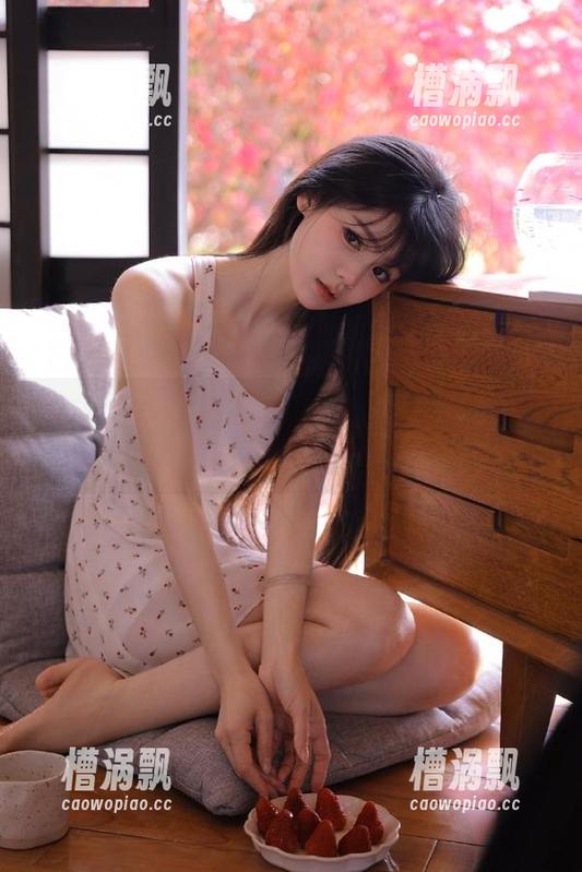 校园八卦别敲门，直接上“51每日吃瓜”首页来查看吧！