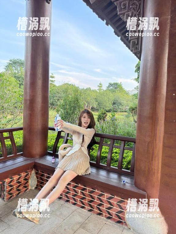51热门视频内幕：千篇一律的热梗，十分钟就永久厌倦！