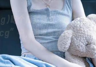 吃个瓜就像被“永久”锁住，在“52cg”中，渴望与好奇藏匿得无影无踪。