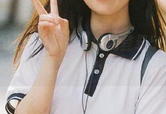 隔壁小妹说登录58吃瓜群众后，连刷牙都觉得带劲儿了！