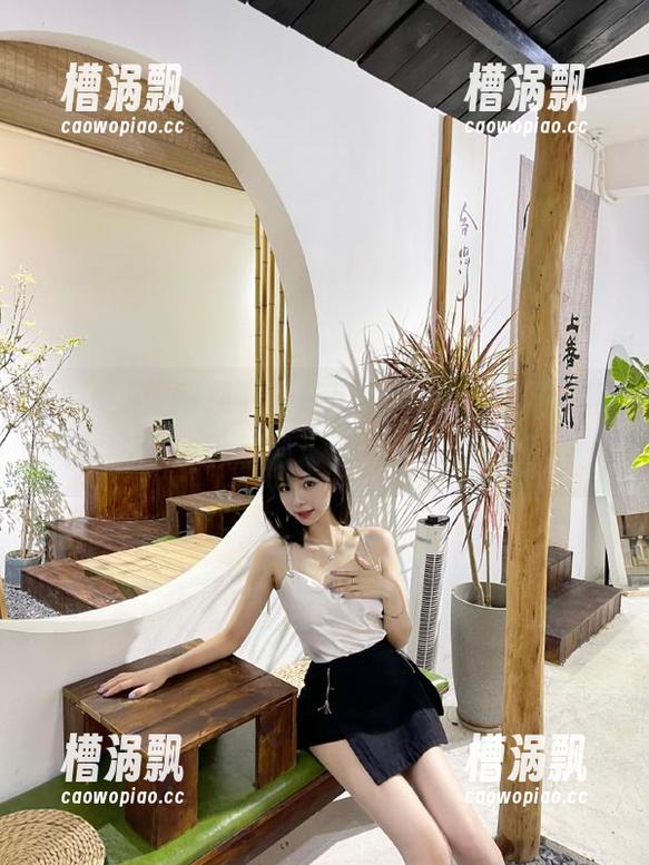 我下载了5i吃瓜网,搞得我每天在线沉迷于热搜,有些焦虑也说不清。 我下载了5i吃瓜网,搞得我每天在线沉迷于热搜,有些焦虑也说不清。