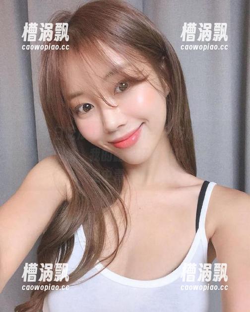 下载“91今日吃瓜”,每天无脑刷新,我的脑袋开始发热,大概也是中毒了吧。 下载“91今日吃瓜”,每天无脑刷新,我的脑袋开始发热,大概也是中毒了吧。
