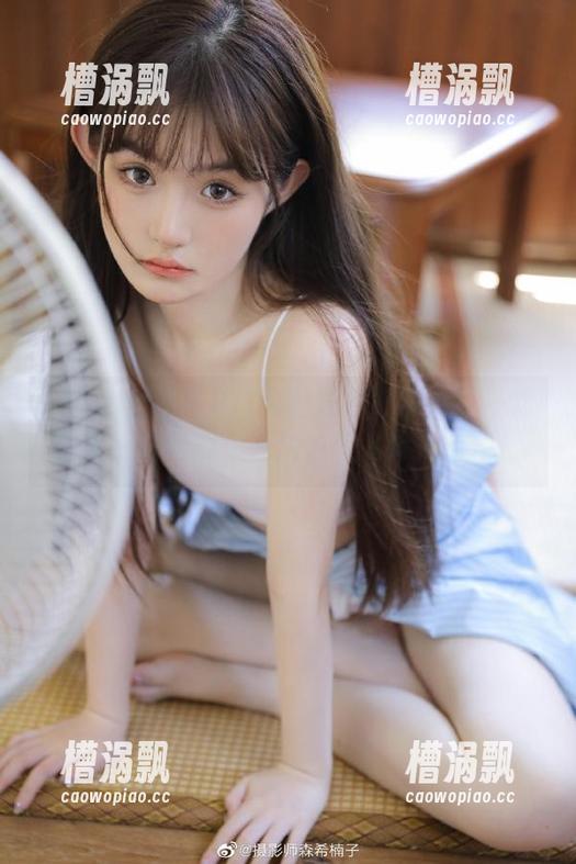 91今日吃瓜网页：我一边吃饭一边收瓜，一边还要拼命滑动鼠标