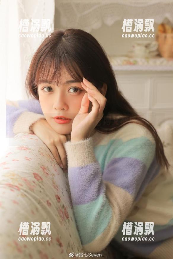 今天91吃瓜官网又被瓜围绕了，肚子咕咕叫的我要进去了…