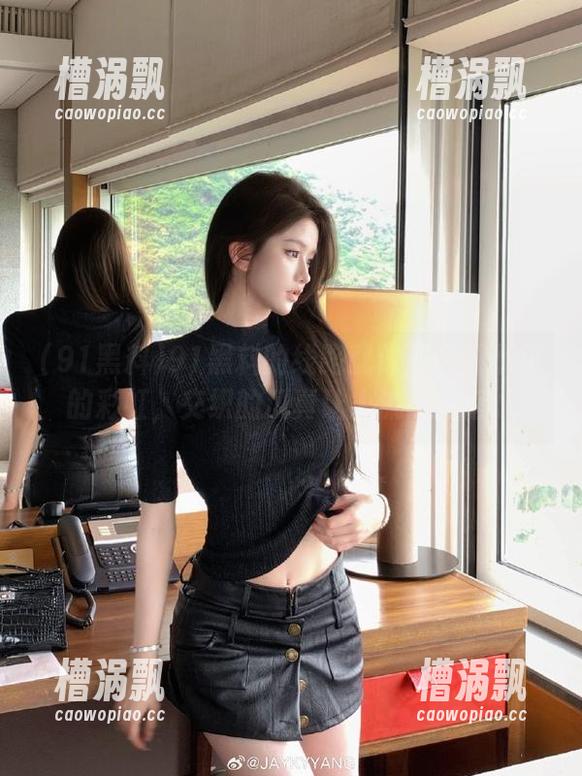 91黑料的线路就像那条看不见的彩虹，交织的瓜真让人流连忘返。