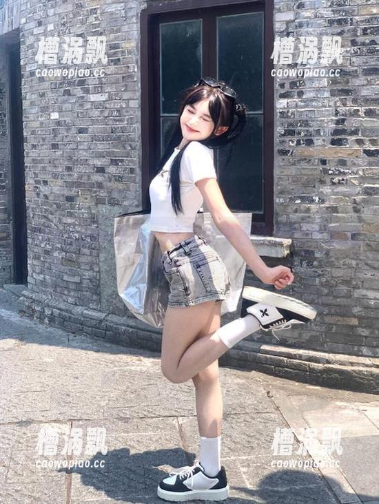 hlw发布：吃瓜途中被许多惊吓插播的心情。