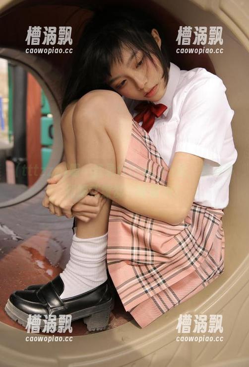 嗯…登录tttzzz.su后，黑料多到眼花缭乱，啥情况？