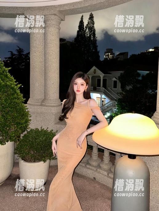 在线解锁tttzzz.su，黑料入口前的紧张时刻，快来体验！