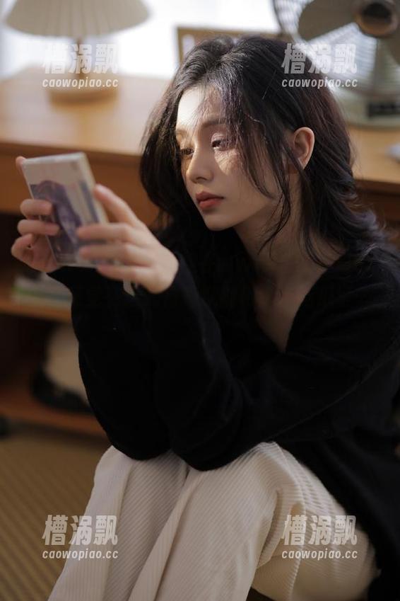 永久挂在www.51cg.fun上，感觉在这儿待着就能得个“吃瓜证书”！