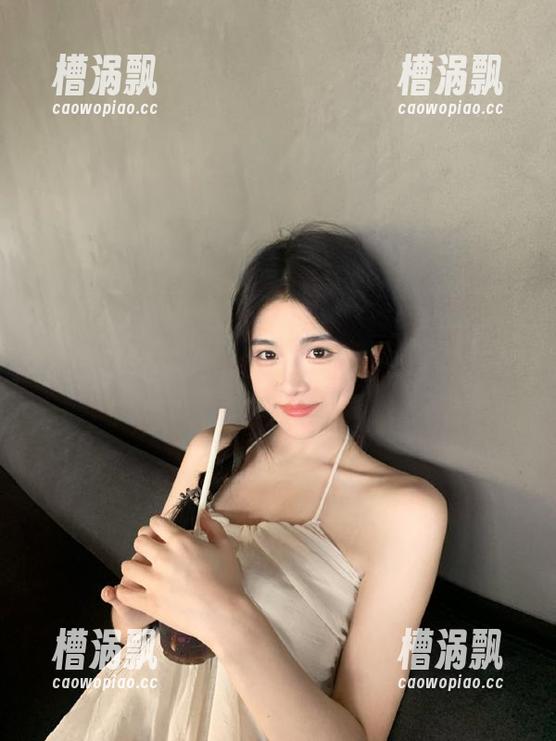 永久的爱情？别傻了，www.51cg00上的八卦更能让你食之无味，弃之可惜。