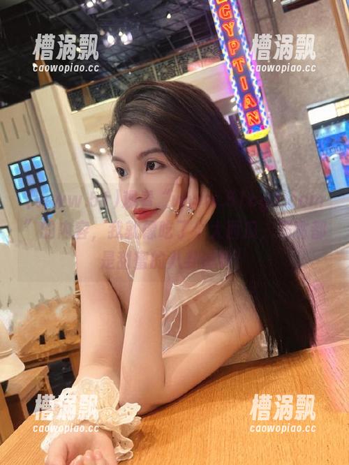 观看“www.51cg1.com”的内容，我就像吃了个大西瓜，满嘴都是甜蜜的八卦滋味！