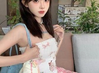 不管今晚的故事多精彩，下载了www.hl155.ccm就不会错过任何细节！