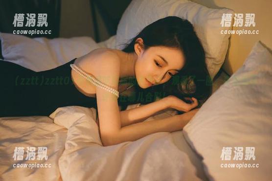 zztt01不愧是吃瓜届的诺贝尔，观看了一圈，真想问问评委在哪儿合影！