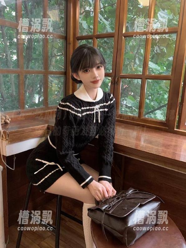 下载“五一吃瓜网”，娜娜今日的奇葩发言必须听一听！