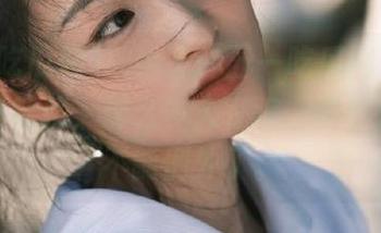败给了“五一吃瓜网”的官网入口链接，那么多人在追，看样子我也不能例外了。