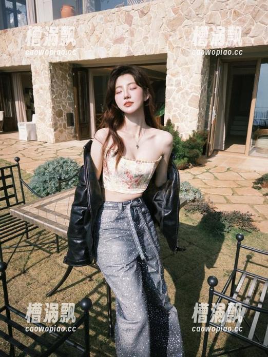 坐在沙发上打开传送门，直接进入吃瓜网的奇妙在线观看旅程！