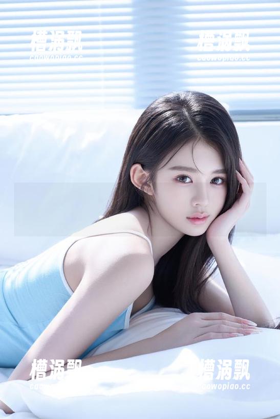 永久关注吾爱吃瓜，今天又是个有趣的穿搭联想！