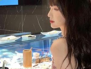 不可思议的更新：扒哥黑料视频，App又刷新了多少惊艳内容，眼花缭乱～～