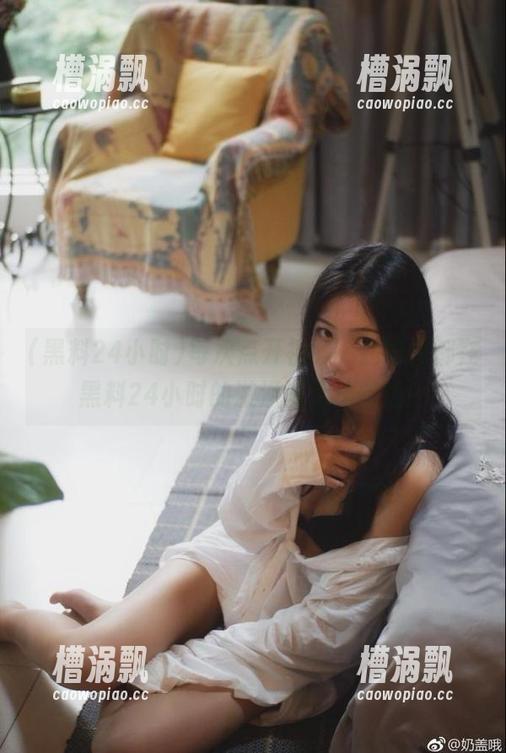 每次点开视频，我好像都在黑料24小时的漩涡里无法自拔！