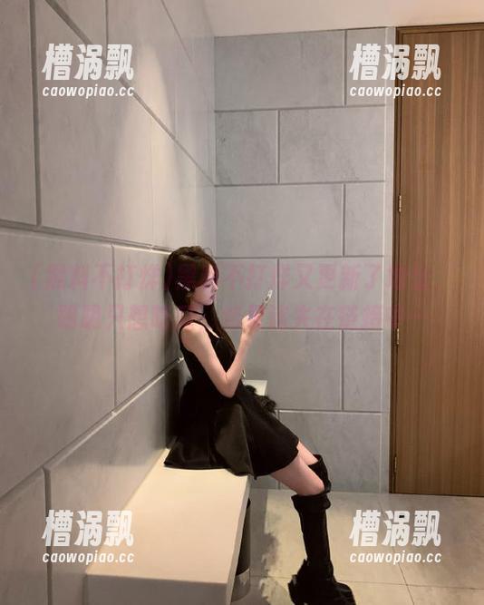 黑料不打烊又更新了地址，明明只想吃瓜，结果迷失在链接中…