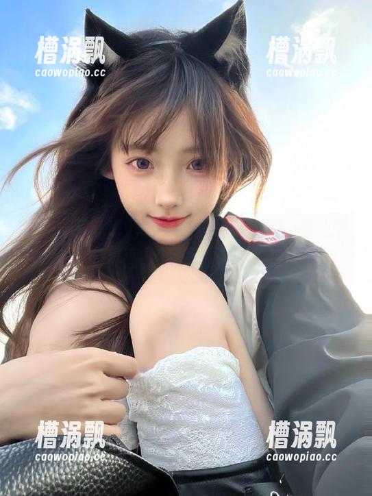 黑料不打烊苹果版：看似平常的界面，诡异的隐藏入口！