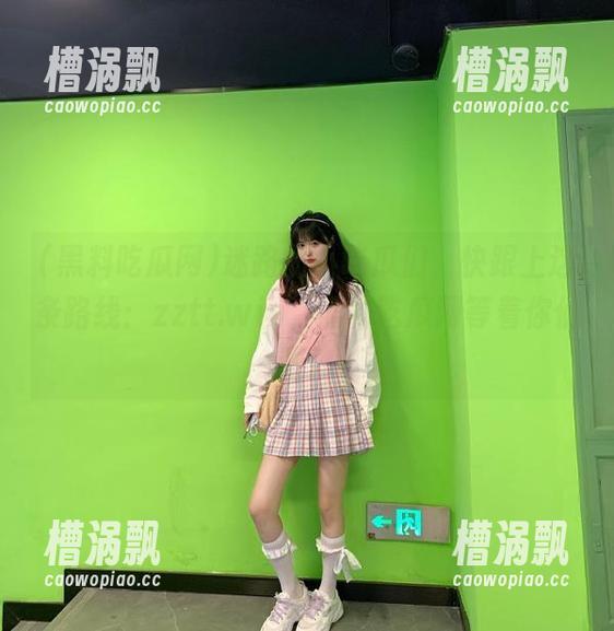 迷路的小吃瓜们，快跟上这条路线：zztt.win，黑料吃瓜网等着你们喔！
