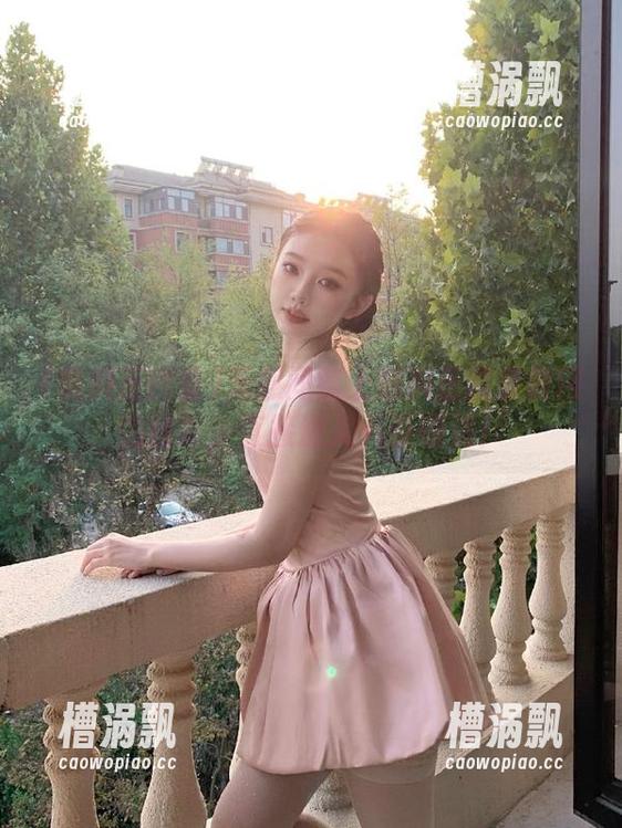 无意间踏上黑料正能量官网的线路，直接进入八卦漩涡！