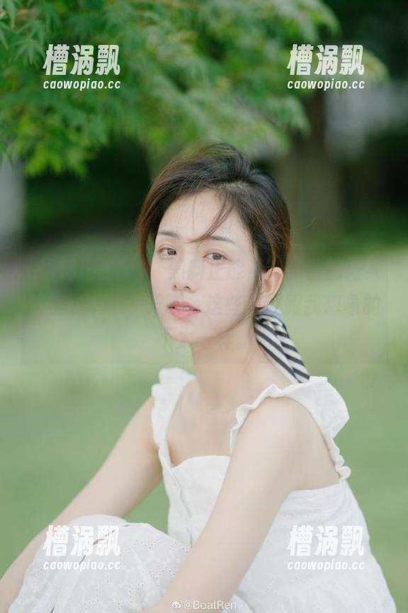 “黑料正能量”，我的好莱坞资源中心，天哪，这些八卦跟我想象的不太一样。