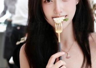 24小时不打烊，黑料社发布的瓜让人心痒痒，太上头了！