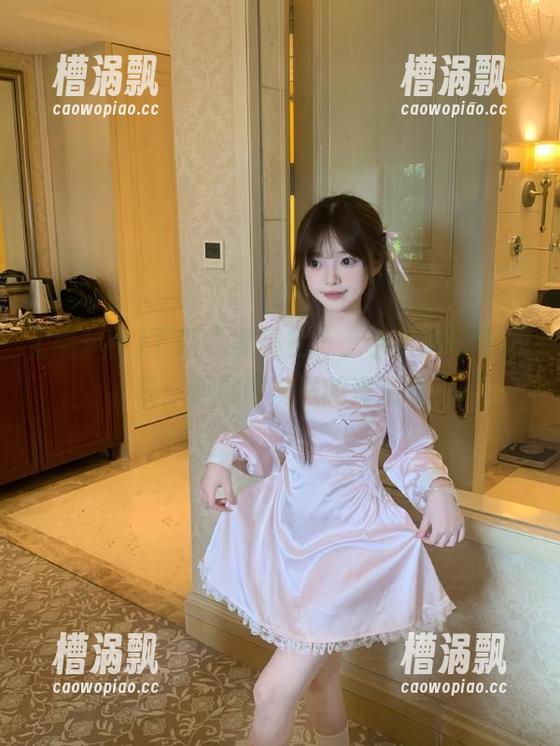 下载“黑料社”,永久拥有吃瓜权,都是好友送的资源哦 下载“黑料社”,永久拥有吃瓜权,都是好友送的资源哦
