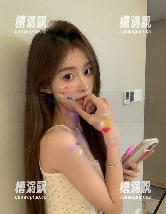 黑料社区首页：网友们又开始“评论家”模式了