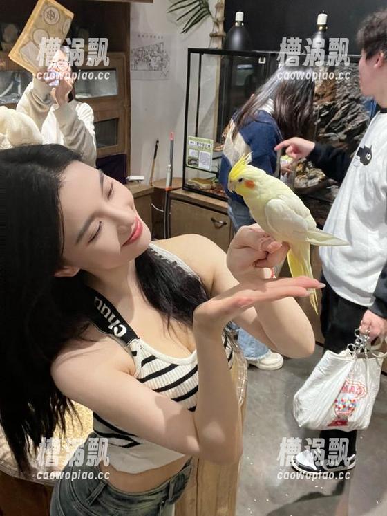 黑料网app传送门：找不到热搜怎么办？没事，咱有办法！